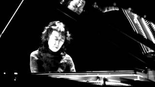 Mozart  Piano Concerto No 23 in A major K 488 Mitsuko Uchida [upl. by Aspia763]