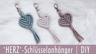 Kleiner Makramee HerzAnhänger  DIY  Schritt für Schritt Anleitung  Schlüsselanhänger in Herzform [upl. by Alegnave244]