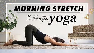 Yoga Morgenroutine für Anfänger  Den ganzen Körper Dehnen amp Mobilisieren  10 Minuten [upl. by Falkner]