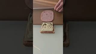 Il a Fabriqué le Sandwich Parfait en 5 Secondes 🤩 [upl. by Paff]