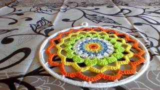 TUTO Comment fixer un napperon ou un mandala au crochet sur un cercle en métal [upl. by Adhern]