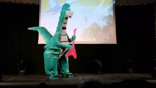 Dijon Saiten 2014  Concours Cosplay Samedi  01  Denver  le dernier dinosaure [upl. by Fasa]