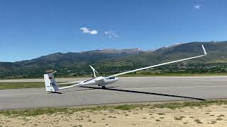 Motorglider Schleicher ASH31Mi taking off from Cerdanya Aerodrome Catalonia [upl. by Cantu]