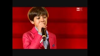 Damiano Mazzone canta o vesuvio live [upl. by Anawk35]