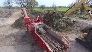 Morbark 3200 Wood Hog  Shredding Logs and Green Waste [upl. by Jewell529]