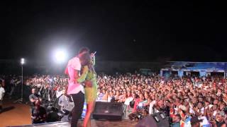 Tiwa Savage Serenades A Lucky Guy On Stage [upl. by Raman]