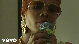 Kelis  Kelis Live at the Cherrytree House Part 3 quotBravequot [upl. by Ellwood]