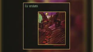 La Unión  Lobo Hombre En París Versión EP Audio Oficial [upl. by Rramo]