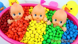 Learn Colors MampMs Chocolate Triple Baby Doll Bath Time and Surprise Toys Play Doh Molds for Kids [upl. by Aretak]