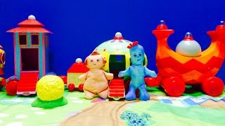 Makka Pakka and Iggle Piggle Ninky Nonk Toy In The Night Garden Hide and Seek Surprise [upl. by Atnwahs]