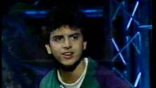 Glenn Medeiros  Lonely Wont Leave Me Alone live [upl. by Kirven]