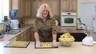 How to Dehydrate Apples into Apple Chips and Store [upl. by Tarsus]