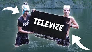 VYLOVILI JSME PLAZMOVOU TELEVIZI 😱 šílené [upl. by Seavir479]