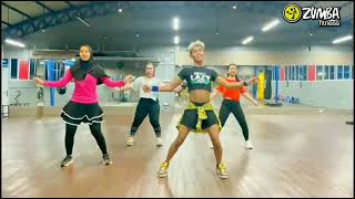 BOLE CHUDIYAN REMIX  OST KKKG  BOLLYWOOD  ZUMBA  DANCE  ZIN IDHO BATAM [upl. by Tomlinson]