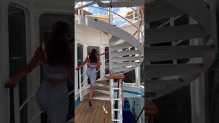 🍦A quick look at Windstars Wind Spirit in Tahiti [upl. by Cello]