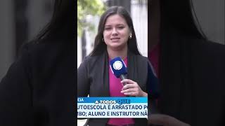 Carro de autoescola é arrastado por caminhão na Av Colombo caso foi registrado em vídeo [upl. by Arinaj432]