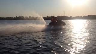 Boat VS Jet ski Yamaha FX SHO 250hp [upl. by Yuille274]