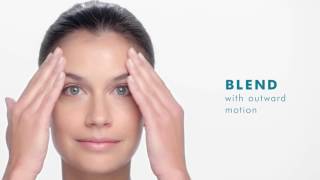 Skin Care Routine  How To Apply A Vitamin C Gel  SkinCeuticals [upl. by Michelsen]