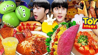 ASMR MUKBANG 일본 랜덤 디저트 아이스크림 먹방 amp 핫도그 치킨 라면 디즈니 Disney Random DESSERT EATING Review [upl. by Ettevol]