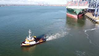 Shoalbuster Teddy ploughing operations in port of Felixstowe [upl. by Ateikan]