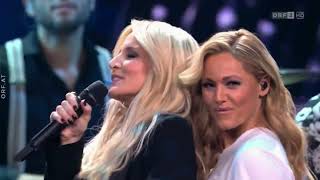 Melissa Naschenweng amp Helene Fischer  Rock Medley  Die Helene Fischer Show 2023 [upl. by Hawken]