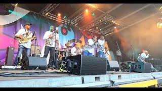 Aptijt en Iwan Esseboom Witti Visi podium Waterkant tijdens Kwaku Summer Festival op 13 juli 2024 [upl. by Fabi]