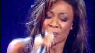 Beverley Knight amp Brendan Cole  Dont Let The Sun Go Down on Me [upl. by Darnall501]