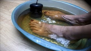 Could Detox Foot Baths Actually Remove Toxins From Your Body [upl. by Leveroni]