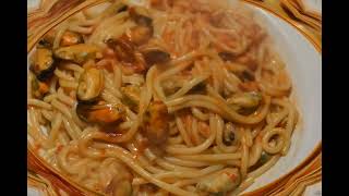 Spaghettis moules tomates recette cookeo [upl. by Eed728]