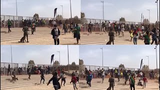 Stade Wade Les premiers supporters égyptiens copieusement hué La grosse bousculade devant la porte [upl. by Anahsohs]