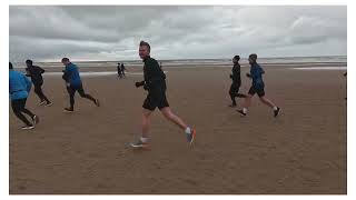 Beelden vanaf de zijkant van De Halve marathon van Egmond aan Zee [upl. by Hildegard224]