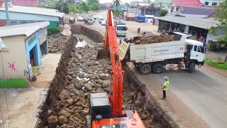 DONGFENG TRUCKS Uploading Huge Rock Woking Build Foundation Road with SHANTUI Pushing amp Excavator [upl. by Barbabra]