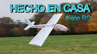 Cómo hacer un avión RC  Avión de poliestireno hecho en casa [upl. by Ahseihs297]