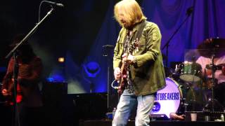 2 Mary Janes Last Dance TOM PETTY amp HEARTBREAKERS LIVE IN CONCERT Chicago United Center 8232014 [upl. by Affrica814]