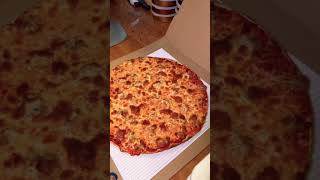 Chicago style pizza 🍕🤤viralvideo [upl. by Schild]