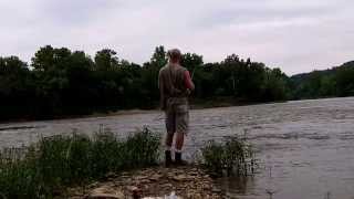 Fishing the Scioto River a slow day [upl. by Eiramassenav742]