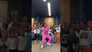 Iyanya  Kukere Dance video by Afronitaaa [upl. by Denni908]