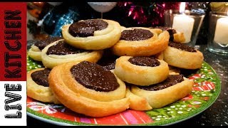 Εύκολα και συγκλονιστικά Ροξάκια  amazing chocolate rolls  Live Kitchen [upl. by Deeyn]