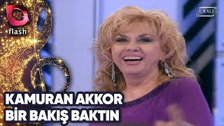 KAMURAN AKKOR  BİR BAKIŞ BAKTIN  Canlı Performans 21112013 [upl. by Sikata]