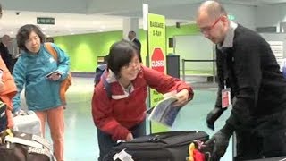 Chinese tourists face strict security regulations in New Zealand [upl. by Nanreik]