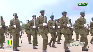 FAMa  GalDiv Oumar DIARRA a pris part à la cérémonie de sortie des élèves officiers ougandais [upl. by Hermia]