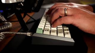 Fjell Classic II typing sounds with lubed Chealios Tealio slider and spring in Cherry housing [upl. by Shirk]