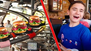 VLOG  ON TESTE LE 1ER RESTAURANT À LOOPING AU MONDE  FOODLOOP [upl. by Eintruoc]