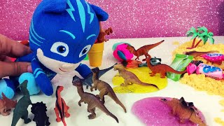 I DINOSAURI PARLANTI di GATTOBOY dei PJ MASKS SUPERPIGIAMINI 🦖 Giochi per bambini [upl. by Eeryk]