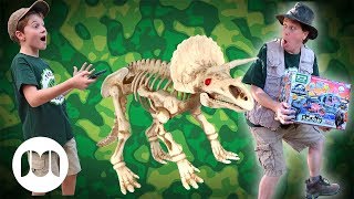 Dinosaur Toy Hunt with Jurassic World  Jurassic Tv  Dinosaurs and Toys  T Rex Family Fun [upl. by Athene]