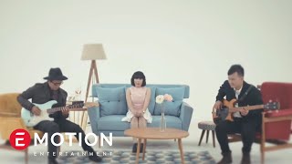 Cassandra  Cinta Dari Jauh Official Music Video [upl. by Aisenet772]