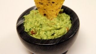 Avocado Guacamole Recipe  CookingWithAlia  Episode 244 [upl. by Eeraj]