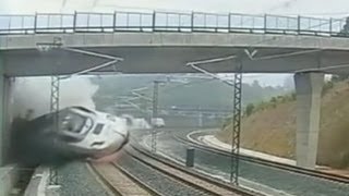 Spain Train Derailment Video 2013 Shocking Crash Kills At Least 77 Caught on Tape [upl. by Serra]