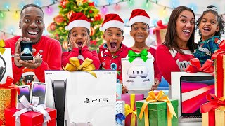 MEGA CHRISTMAS PRESENT OPENING WITH THE PRINCE FAMILY CLUBHOUSE [upl. by Sirotek]