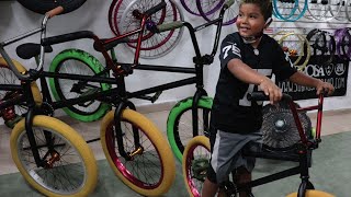 Acompañamos a niño de 9 años por su primera BMX  BIKE CHECK BMXposser shop [upl. by Dael]